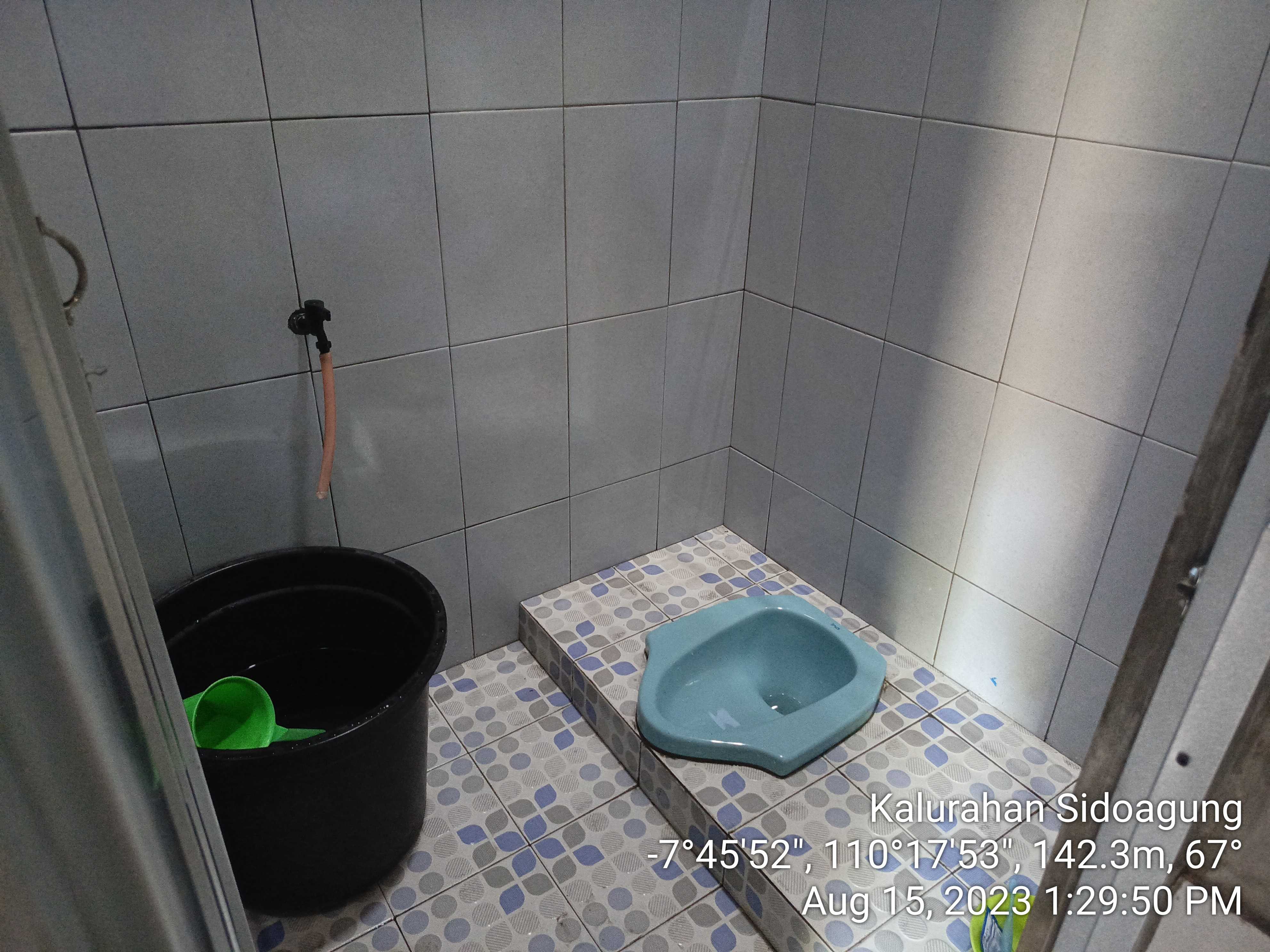 Foto Jamban/WC 100%
